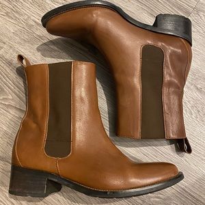 Cole Haan Waterproof Chelsea Boots size 7.5